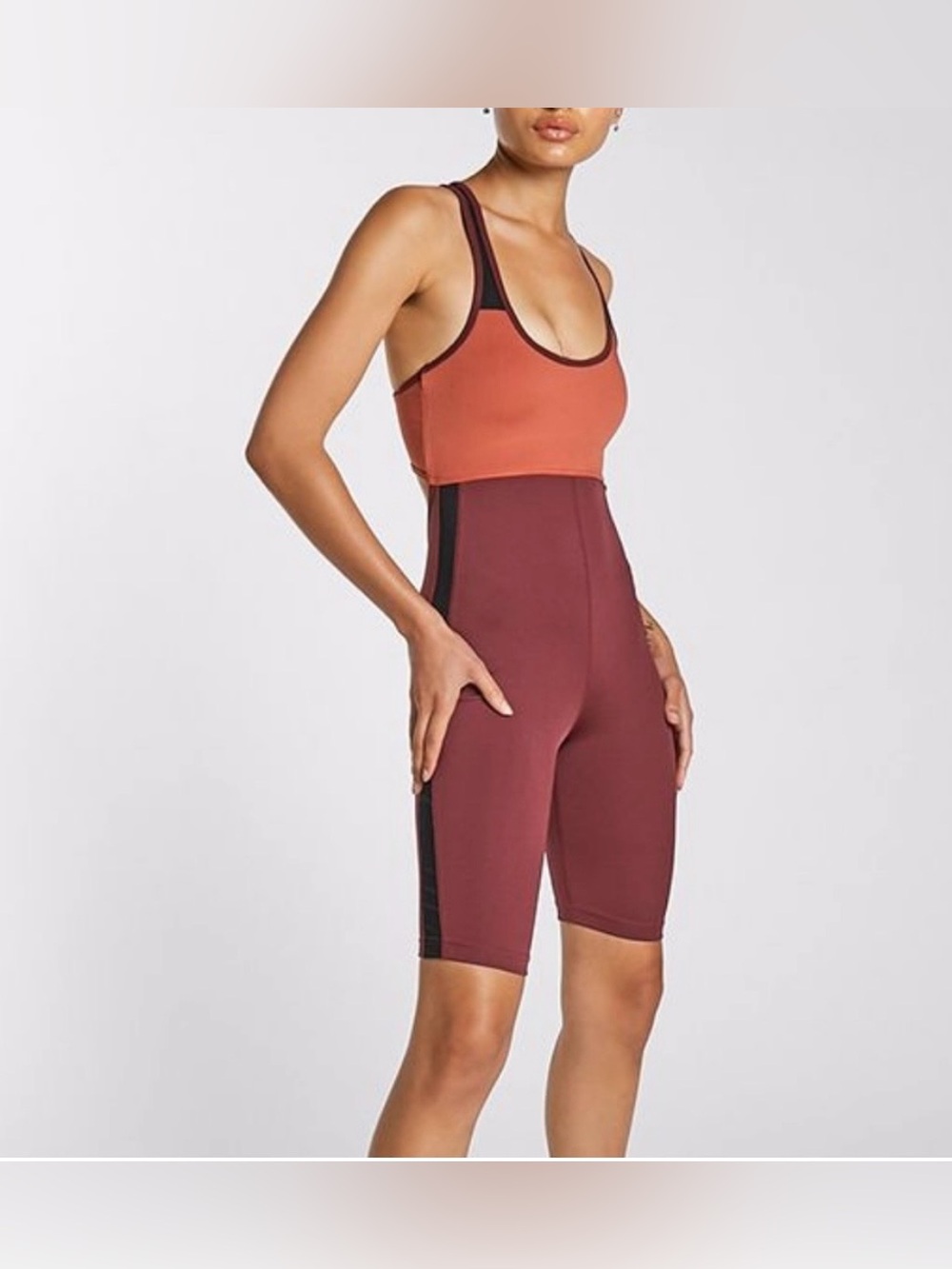 SECNDNTURE High-Rise Burgundy Bike Shorts with Black Side Trim SIZE M